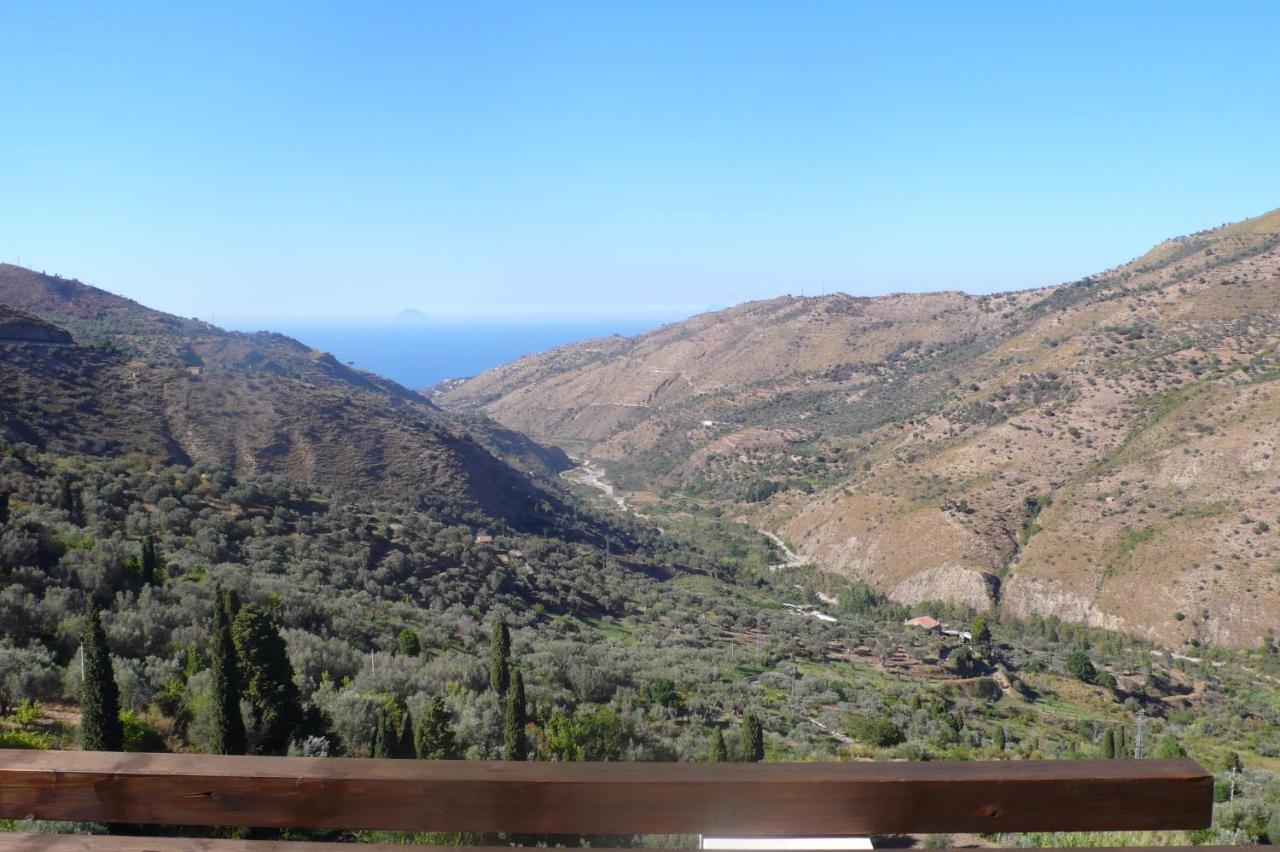 Contrada Carmine Bed & Breakfast Reitano  Luaran gambar